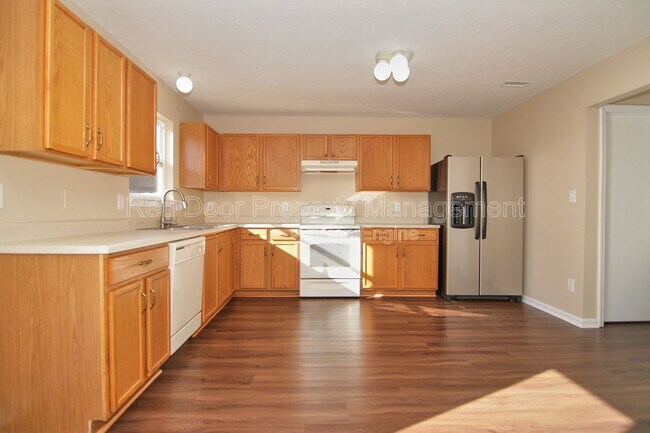 Building Photo - 12419 Deerview Dr