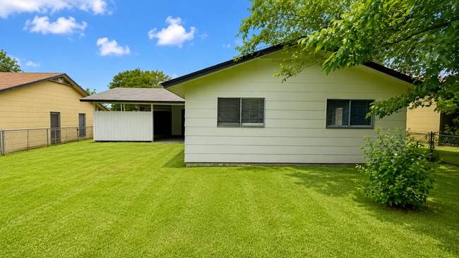 Building Photo - Move-In Ready 3 Bedroom Home with Large Yard & Covered Patio in North East San Antonio!!!