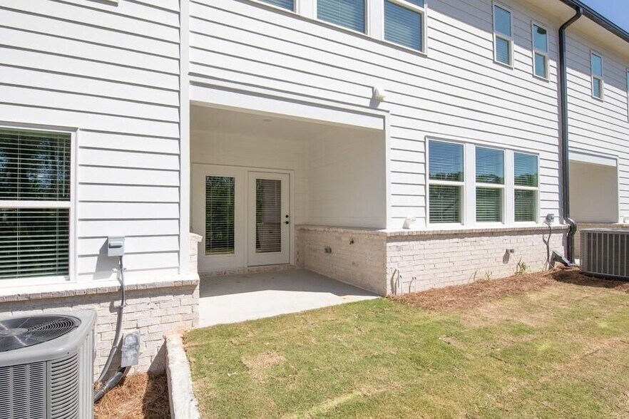 Building Photo - 2407 Malster Ln