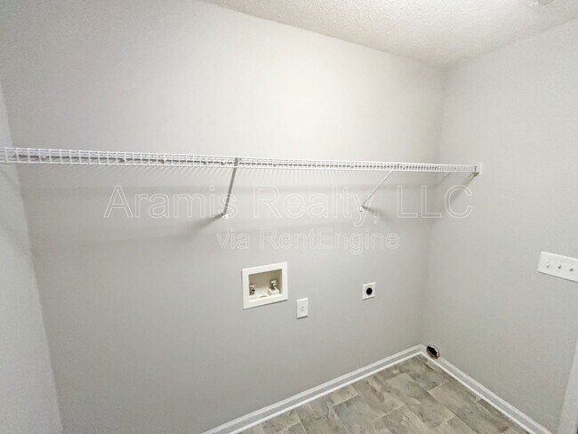 Building Photo - 3944 Potomac Walk Ct