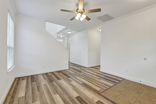 Building Photo - 29133 Legends Wick Dr