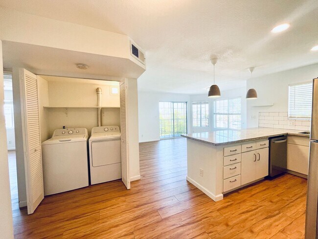 Building Photo - July Month's Rent $1000 Discount-Beautifully Upgraded 2 Bedroom Apartment For Rent!