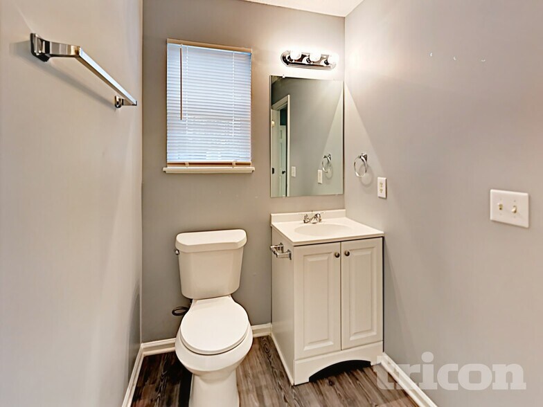 Building Photo - 19 Sterling Ridge Ct