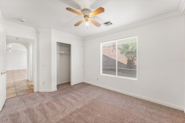 Building Photo - 5321 N Santa Fe Heights St