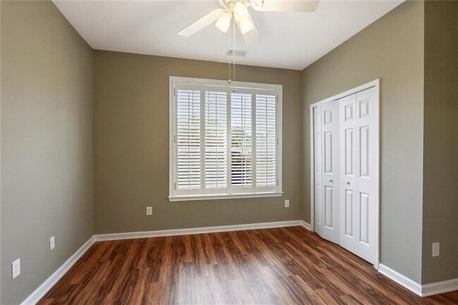 Building Photo - 1550 Argonne Ln