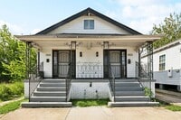 Building Photo - 2522 N Tonti St