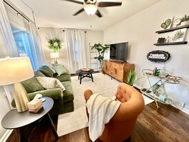 Building Photo - 4008 67th St