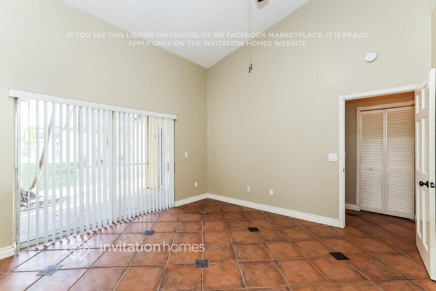 Building Photo - 6432 Lansdowne Cir