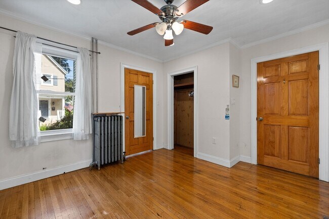 Building Photo - 40 Alden Pl