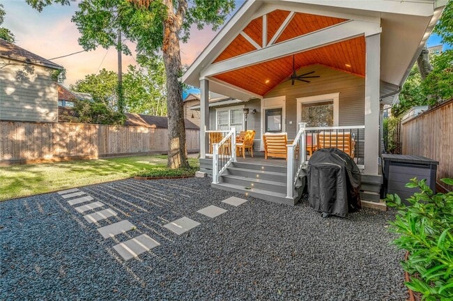 Building Photo - 808 Woodrow St