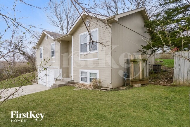 Building Photo - 333 Woods Ave