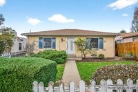 Building Photo - 61 S Katherine Dr