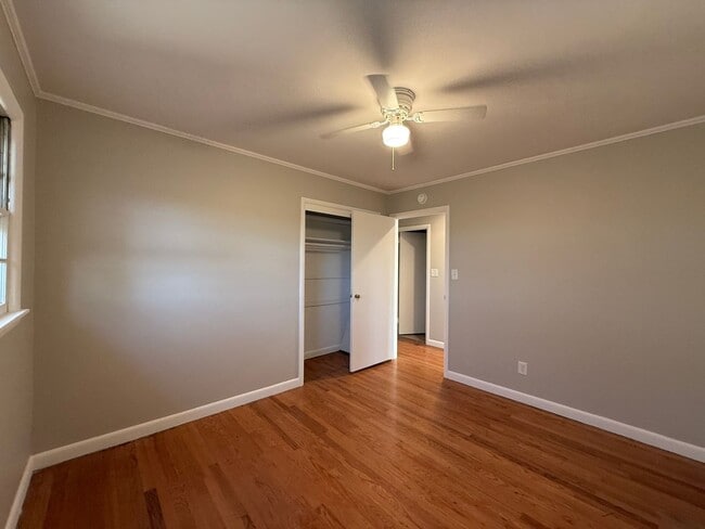 Building Photo - 3 Bedroom 1 Bathroom Home located in Greeneville, TN