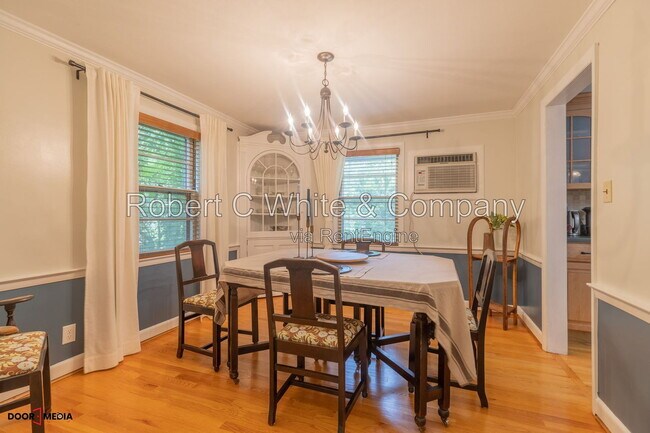 Building Photo - 73 Montclair Dr