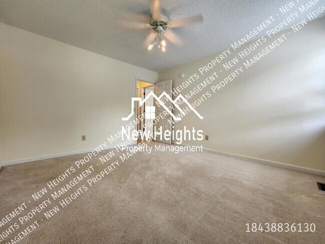 Building Photo - Traditional style home in Citadel Woods!