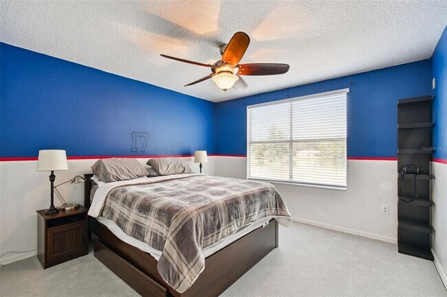 Building Photo - 17737 Esprit Dr