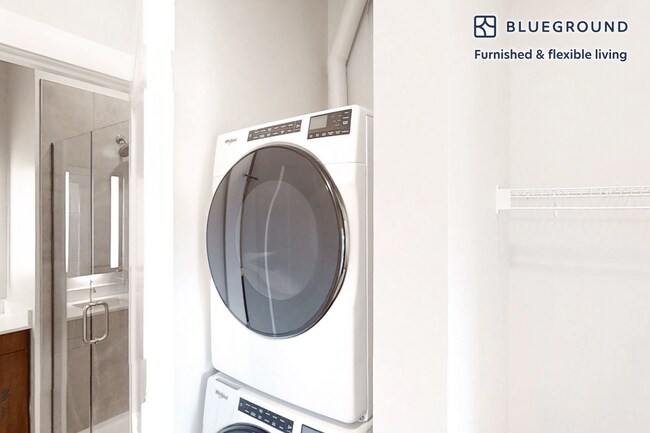 Building Photo - 20 4th Ave