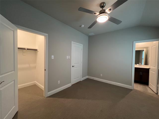 Building Photo - 2101 Sun Star Dr