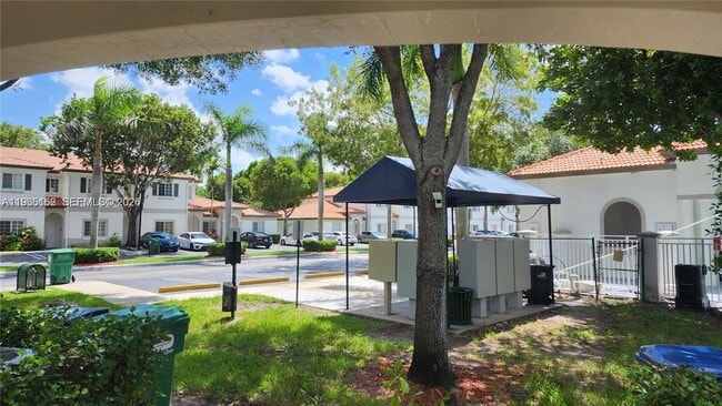 Building Photo - 8450 SW 150th Ave