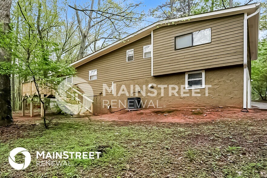 Building Photo - 3740 Jr Ln