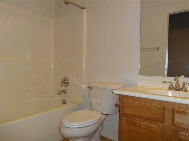 Building Photo - 10913 W Minnezona Ave