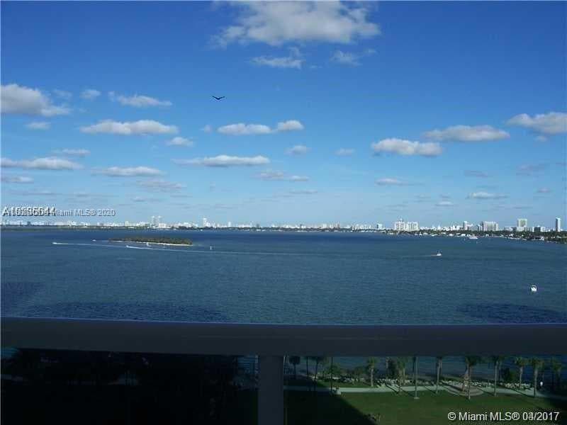 Building Photo - 1800 N Bayshore Dr