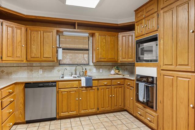 Building Photo - 417 Sky Harbour Ct