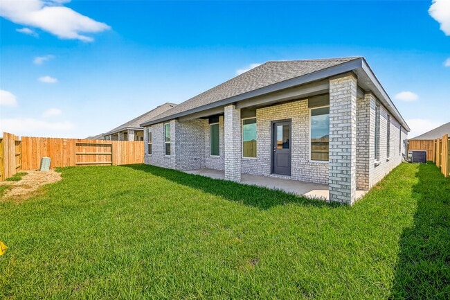 Building Photo - 3028 Avenida Sonoma Dr