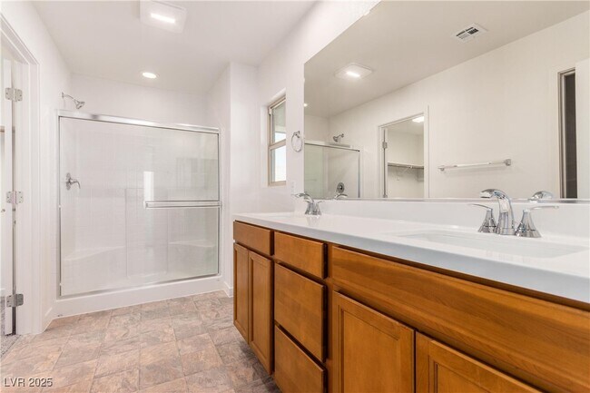 Building Photo - 9692 Jade Rise Ave