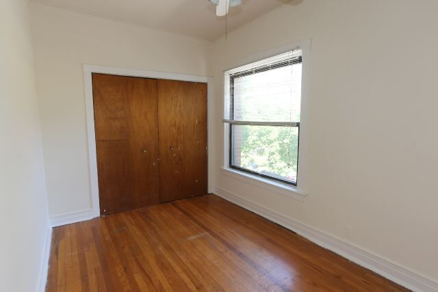 Building Photo - 836 W Waveland