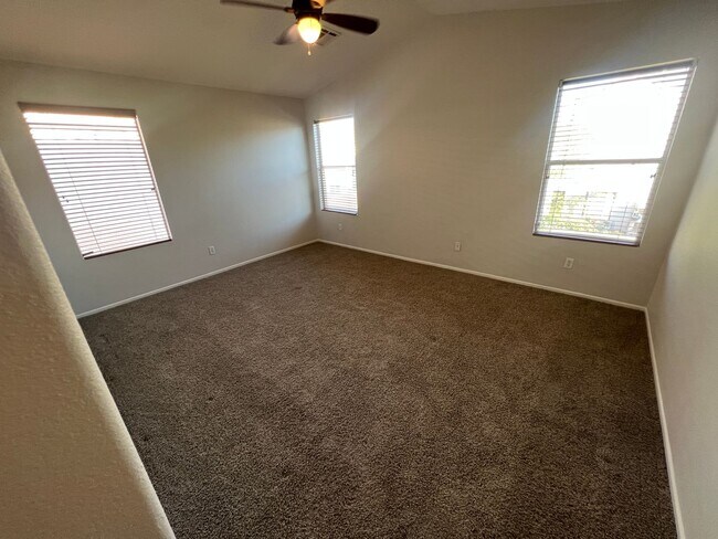Building Photo - 3 Bed, 2.5 Bath home with Solar Panels!