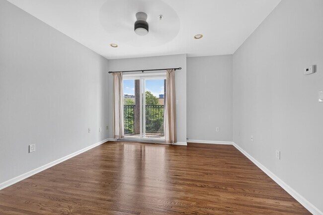 Building Photo - 531-533-533 Jefferson St