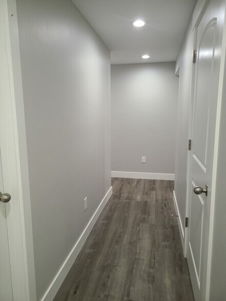 Building Photo - 6511 Indigo Dr