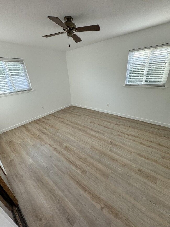 Building Photo - 555 Fig Ave