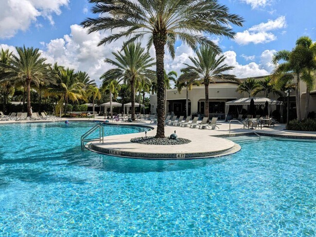 Building Photo - 9529 Eden Roc Ct