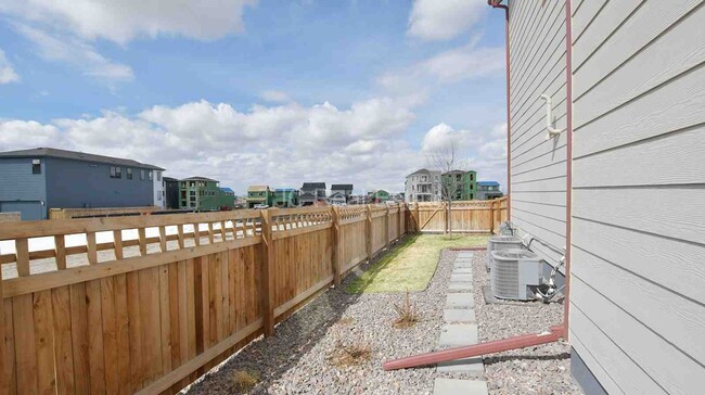 Building Photo - 21205 E 59th Pl