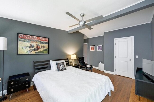 Building Photo - 3408 Bonnie Rd