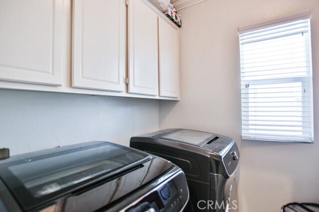 Building Photo - 5326 Charlotta Dr