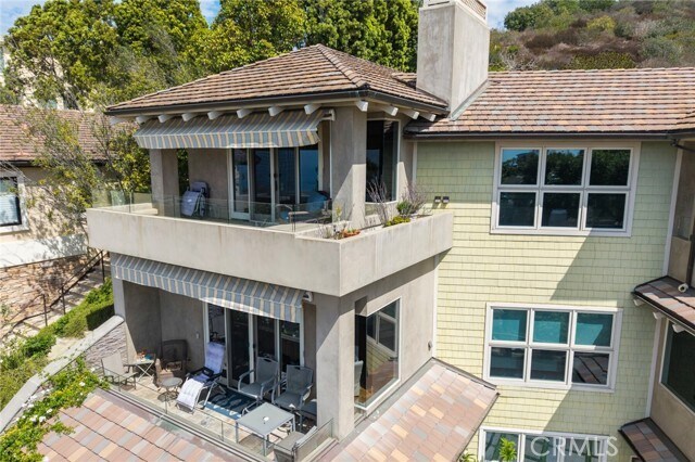 Building Photo - 6 Pacific Vista