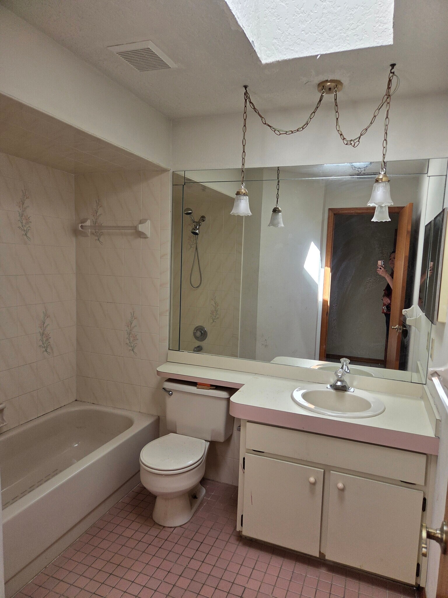 Building Photo - 7713 Bramblewood Dr