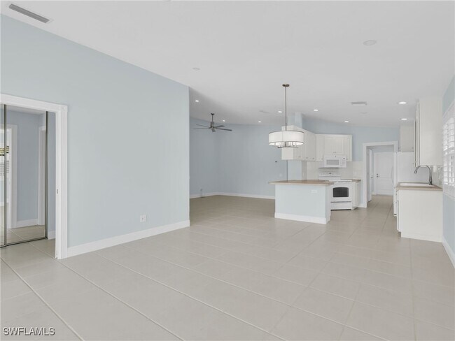 Building Photo - 4231 Redonda Ln