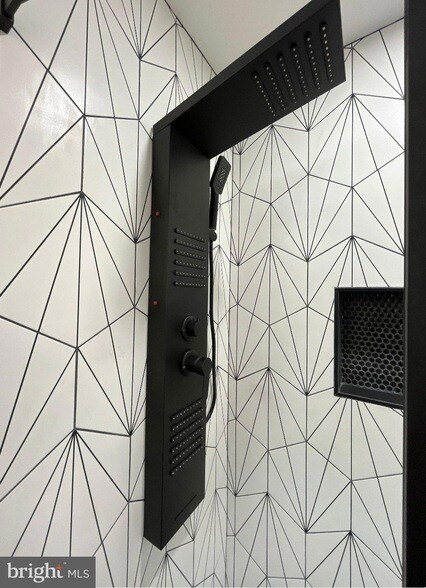 Building Photo - 2813 Gwynnview Rd