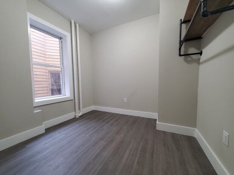 104 Belmont 2A - 102 Belmont Ave
