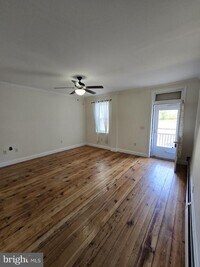 Building Photo - 231 N Walborn Ave