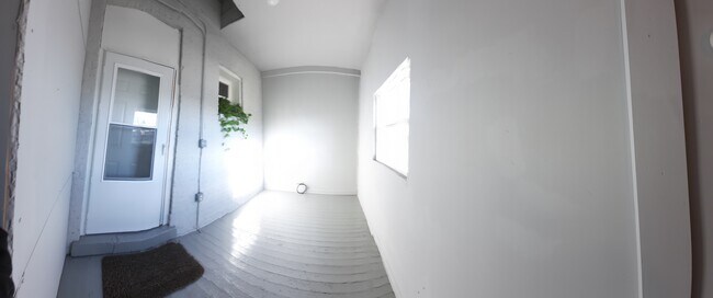 2nd floor porch - 3447 W Evergreen Ave