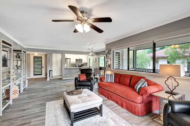 Building Photo - 618 Brackenwood Cove