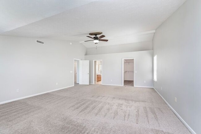 Building Photo - 4 Bedroom with a 3 Car Garage in Zionsvill...