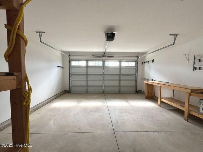 Building Photo - 188 Sandy Springs Rd