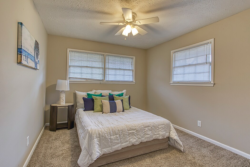 Building Photo - 1911 S Saratoga Ave