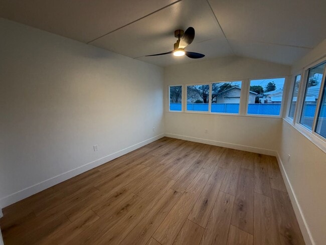 Building Photo - Home in the Heart of Old Town Clovis